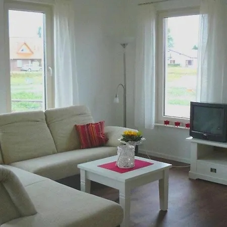 بيت للعطل In With Terrace فيتزيندورف